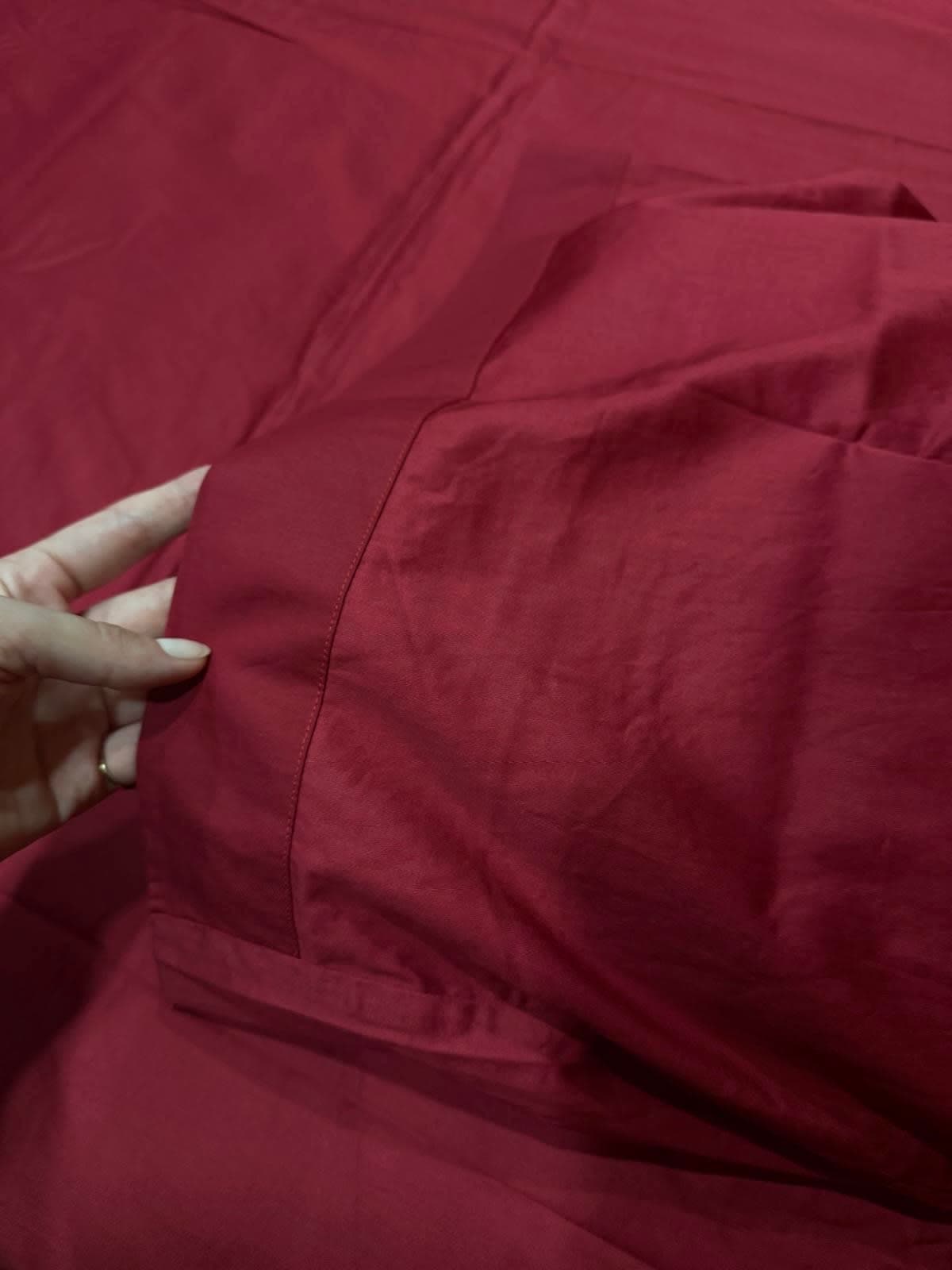 Sonia con sábanas Velleira