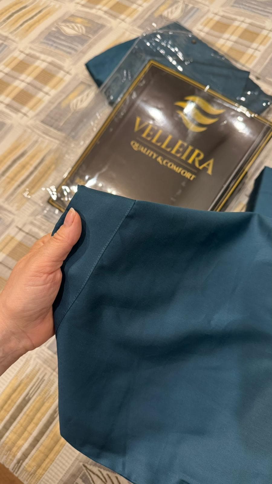 Patricia con sábanas Velleira